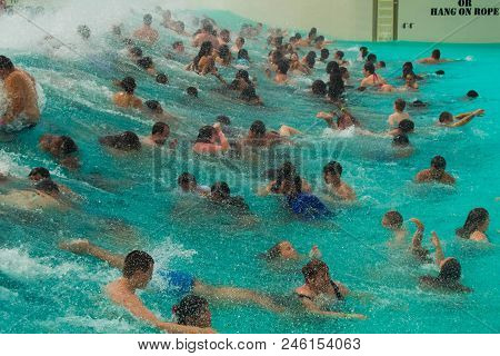 Wave Pool Poseidon In Mt.olympus Resort , Wisconsin Dells 06.17.18