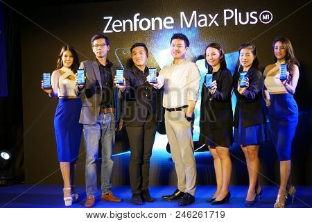 Bangkok, Thailand - January 11, 2018: Asus Zenfone Max Plus, The Latest Android Smartphone For Mediu