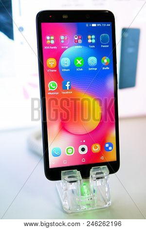 Bangkok, Thailand - February 9, 2018: Hands On Infinix S3, The Latest Android Smartphone For Medium