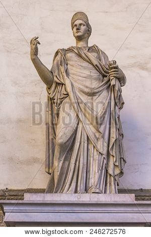 Statue Sabine With The Portrait Of Matidia From 2nd Century In Loggia Dei Lanzi In Florence, Italy
