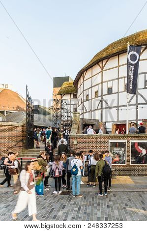 London. June 2018. A View Of People Outside The Shakespere Globe Theatre In London.