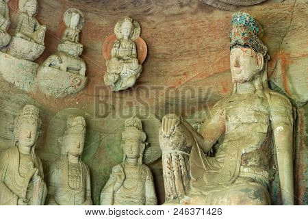 重庆大足石刻的佛像chongqing Dazu Stone Statue Of Buddha