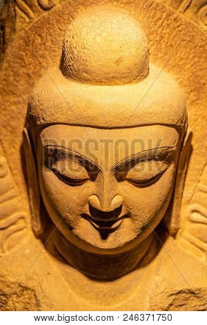 重庆大足石刻的佛像chongqing Dazu Stone Statue Of Buddha