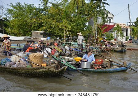 Phong Dien, Vietnam - December 31st 2017. Boats On The River At The Phong Dien Floating Market Near 