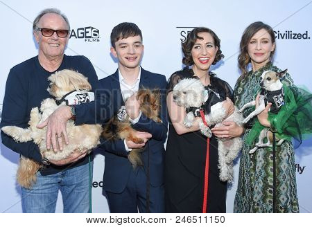 LOS ANGELES - JUN 19:  Peter Fonda, Lewis MacDougall, Kristen Schaal and Vera Farmiga arrives for the 'Boundaries' Los Angeles Premiere on June 19, 2018 in Hollywood, CA
