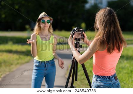 Two Girl Friends. Summer In Nature. They Broadcast On The Internet. Concepts Of Interview. Record Vl