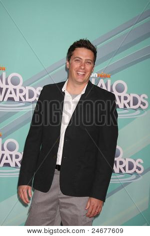 ลอสแองเจลิส - 26 oct: Jeff Sutphen 2554 ขอให้โชค TeenNick HALO รางวัลที่ Hollywoo