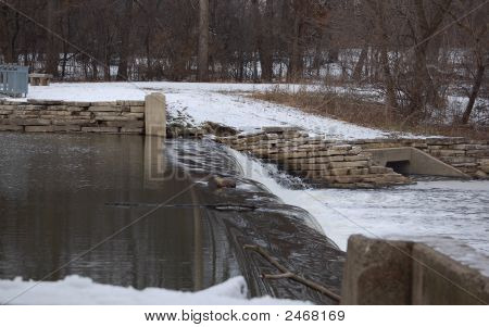 На вершине падения воды