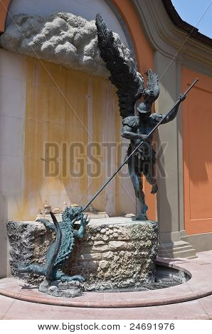 Bronzestatue. Cento. Emilia-Romagna. Italien.
