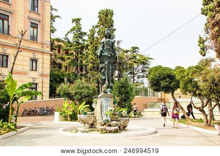 Venice, Italy - September 07, 2017: Statue Of The Virgin Mary In Venice. Immaculata Virgo.