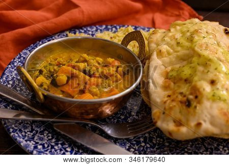 Mangalorean Style Roasted Cauliflower And Spinach Curry With Basmati Rice And Garlic Naan Bread, Tas