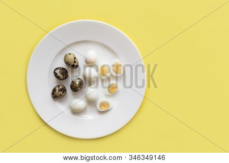 Group, Set Of Peeled And Unpeeled Small Organic Quail Eggs, Whole And Cut In Halves, Halved Boiled V