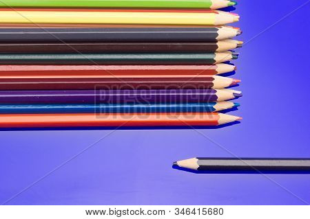 Colored Pencils, Color Gamut