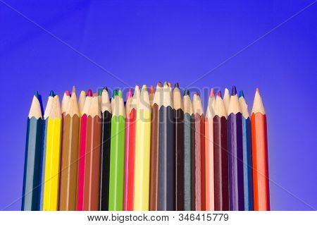Colored Pencils, Color Gamut