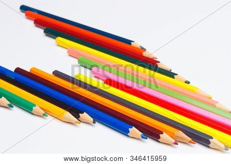 Colored Pencils, Color Gamut