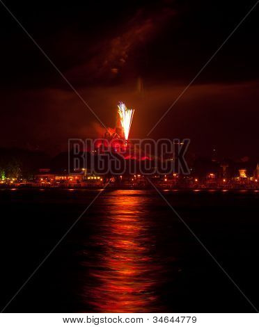 Rhein Flammen içinde