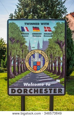 Dorset, Uk July 4 2011 Welcome To Dorset Town Sign