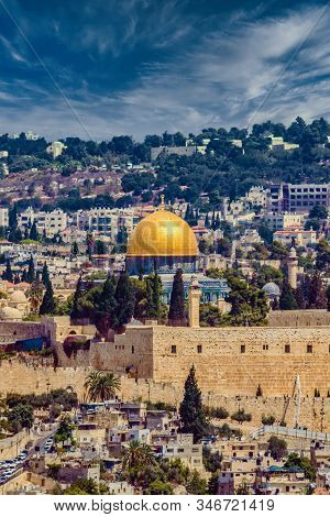 Panorama Of Jerusalem, Israel. Tempel Mount Al-aksa.