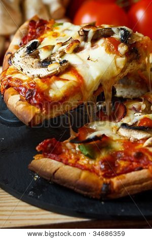 Funghi Pizza brotmesser