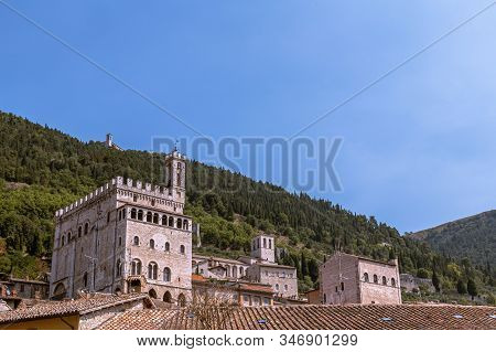 Photos Of The Beautiful Medieval Church And Houses Of The Umbrian Towns (italy)