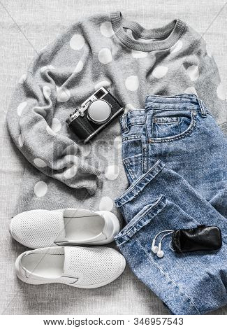 Women's Spring Clothes - Mom's Jeans, Grey Polka Dot Pullover, Sneakers Shoes, Headphones And Foto C
