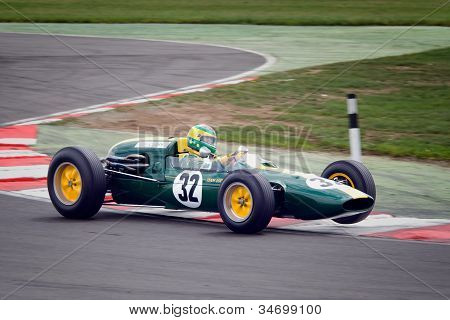 Lotus tipo 24