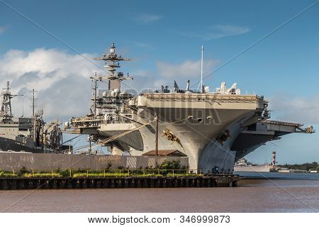 Oahu, Hawaii, Usa. - January 10, 2020: Pearl Harbor. Bow Of Gray Abraham Lincoln Aircraft Carrier Do