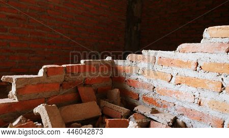 Unconventional Building Site The Masonry Was Neglected, Irresponsible, Not Progressing, Only Half Fi