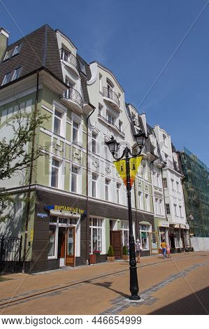 Zelenograd, Russia - August 07 2019: Facade View Of A Building On The Kurortny Prospekt, Pedestrian 