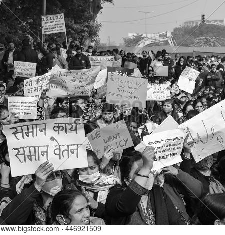Delhi, India December 25 2021 : Delhi Contractual Guest Teachers With Posters, Flags And Graffiti’s