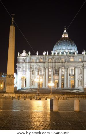 San Peter v noci