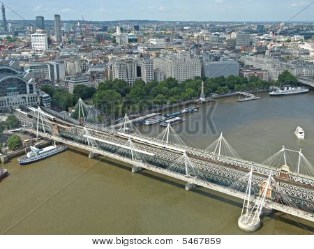 Hungerford Bridge