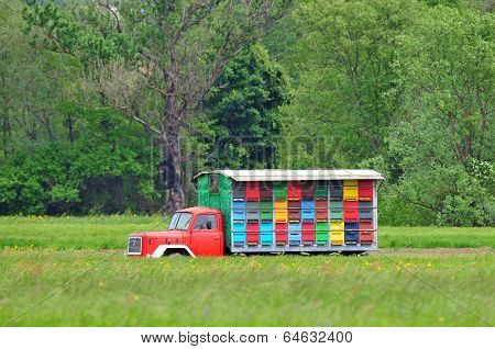 Mobile apiary