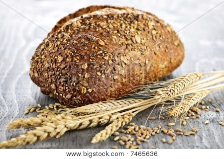 Multigrain leipä