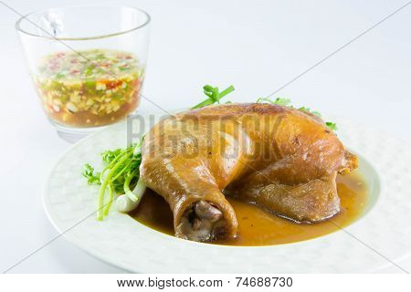 Boiled Chicken With Fish Sauce And Spring Onion