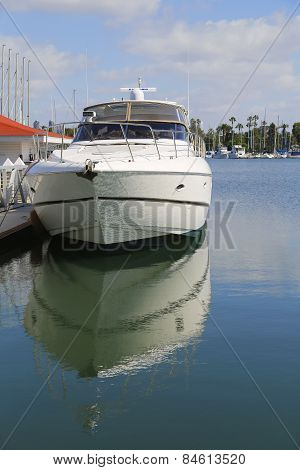 Private boats at Glorietta Bay Marina in San Diego