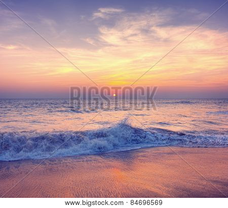 Sunset Twilight Dusk Beach Wave San Concept