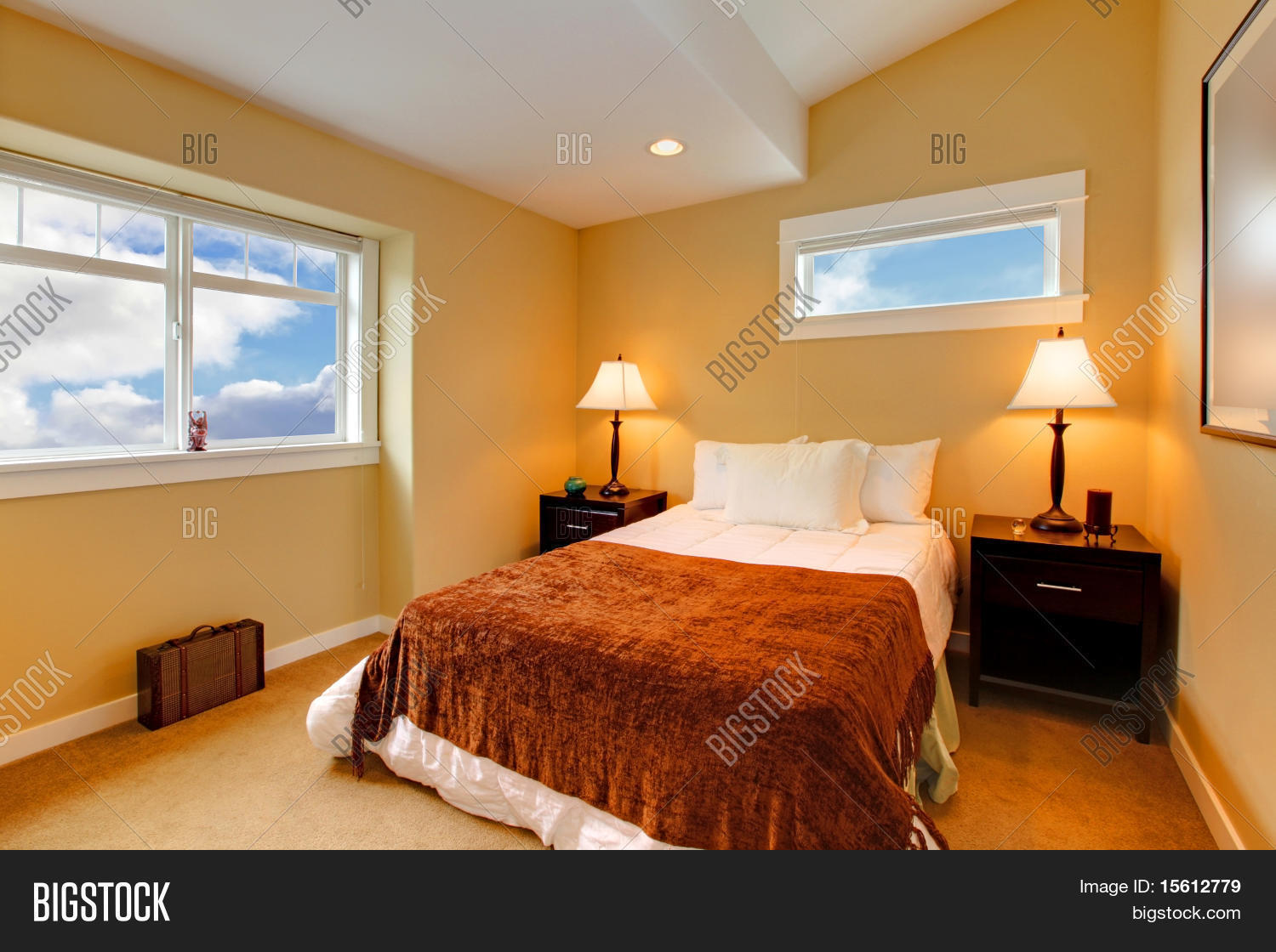 Bedroom Yellow Mustard Image & Photo (Free Trial) | Bigstock
