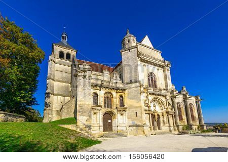 The Saint Peter Church, In Tonnerre