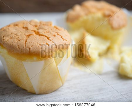 Eggless Vanilla Cupcakes