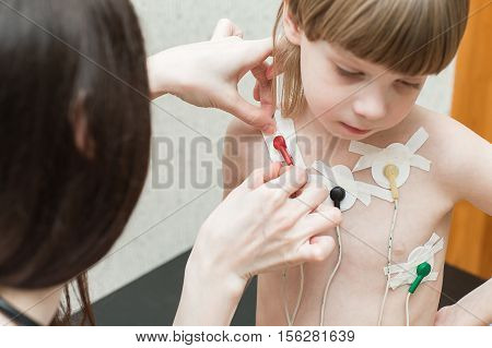 Cardiogram of heart of the boy, holter