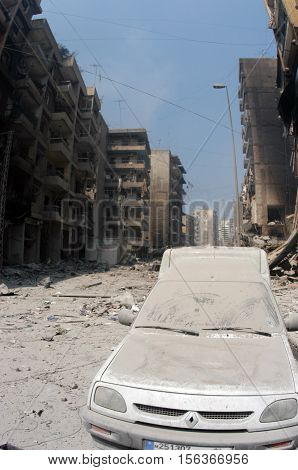BEIRUT, LEBANON - JULY 26 : Buildings destroyed by Israeli bombing in the city of Beirut on July 26. 2006, Beirut,Lebanon.