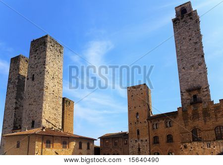 Piazza Del Duomo mittelalterliche Stein Türme San Gimignano Toskana Italien