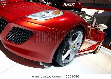 Paříž, Francie - 30. září: Paris Motor Show v září 30, 2010 v Paříži, ukazující Ferrari SA AP