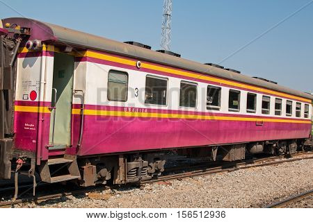 BANGKOK, THAILAND - FEBRUARY 04,2015: Train at railway station Hua Lamphong in Bangkok. Hua Lamphong opened in 1916 and serves apprx 70,000 passengers and 150 trains each day.