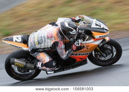 MELBOURNE AUSTRALIA – NOVEMBER 13: during Round 4 Victorian Road Racing Championships. Broadford Australia. Photo: Dave Hewison