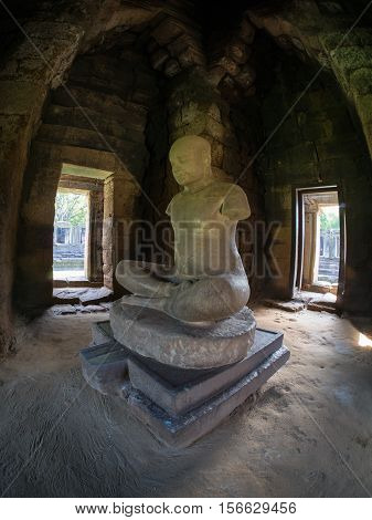 Statue of Jayavarman VII at Phimai historical park. Prasat Hin Phimai Nakhon ratchasima Thailand.