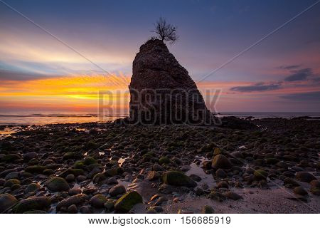 An evening seascapes of Batu Luang, Kuala Penyu