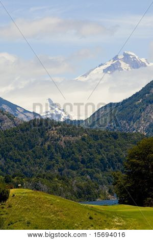 Cerro Tronador Argentiina Chilen rajalla