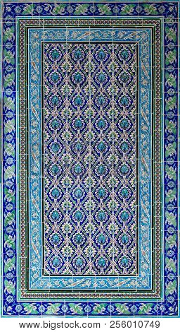 Cairo, Egypt - August 26 2018: Wall With Ottoman Style Glazed Ceramic Tiles Decorated With Floral Or
